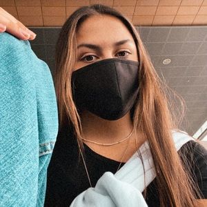 Meet your Posher, Andrea